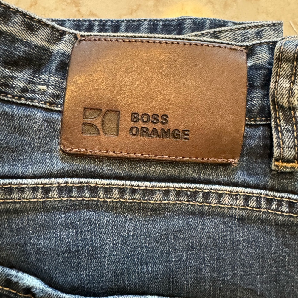 Hugo Boss Blue and Gray Jeans Classic Denim Style